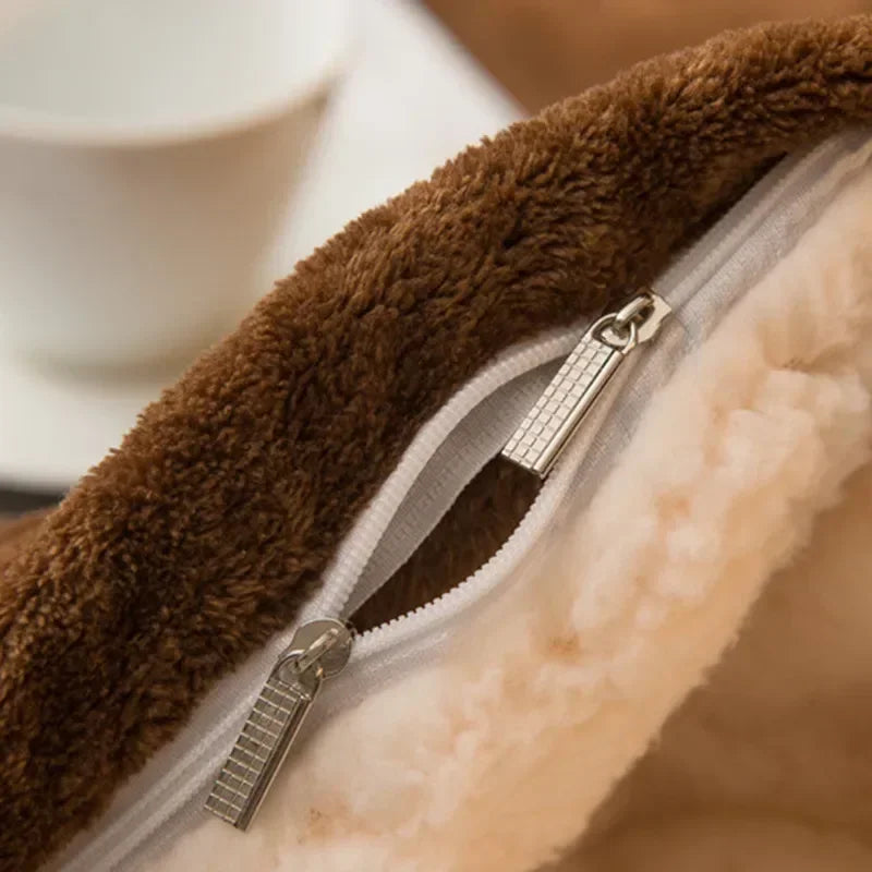 Sherpa Throw Blanket, detail view 7